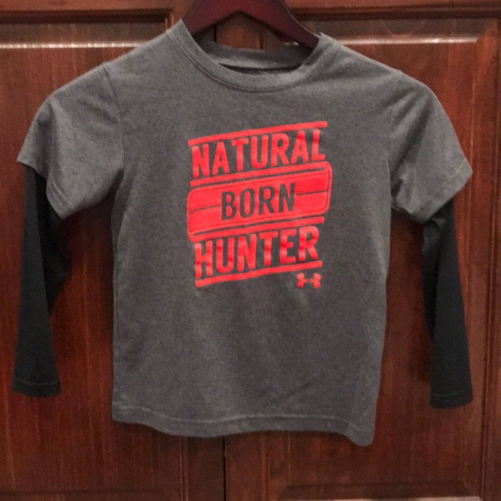 Boys Under Armour long sleeve shirt size 5